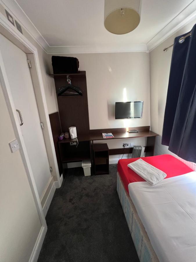לונדון Goodwood Hotel מראה חיצוני תמונה