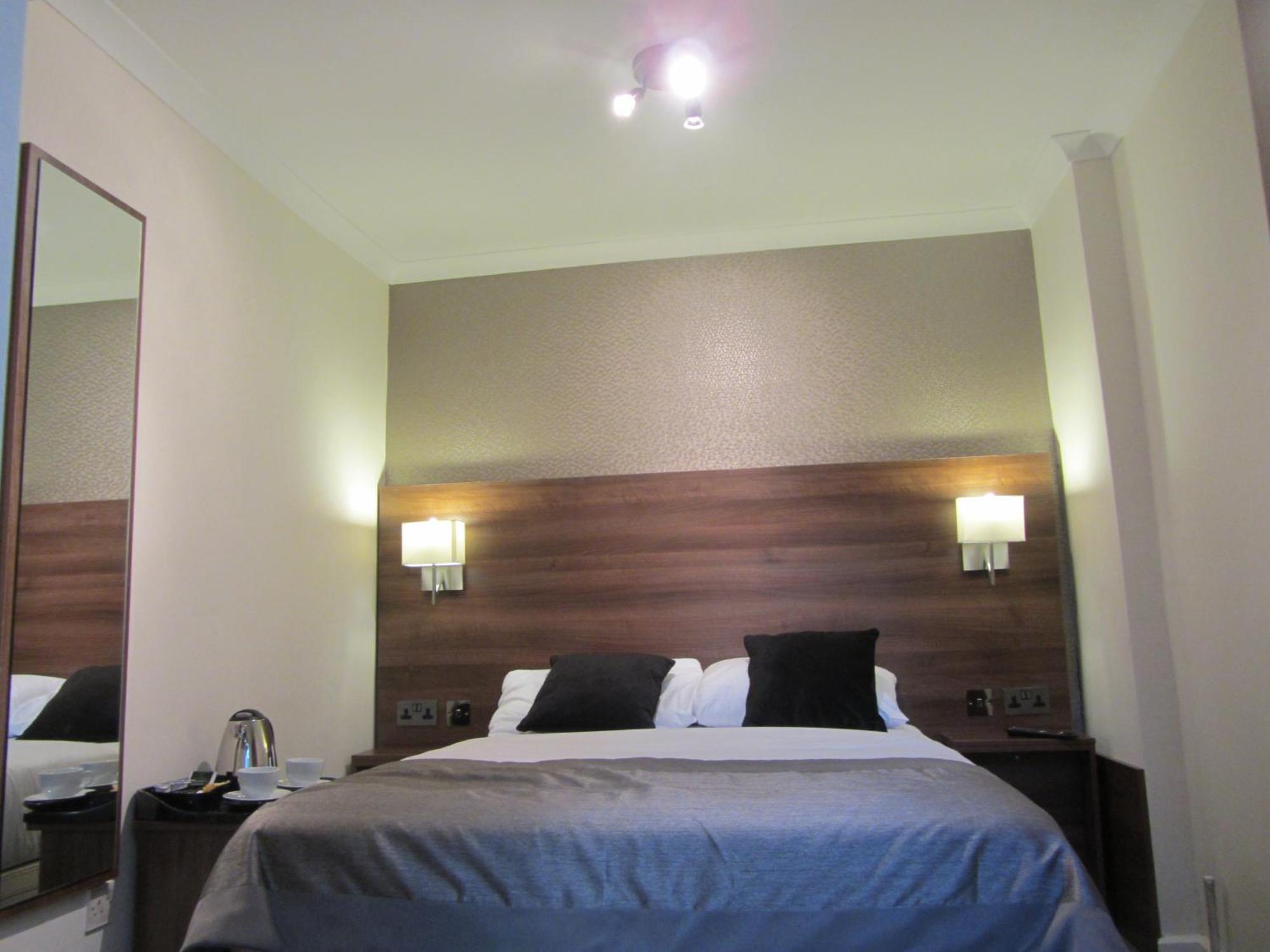לונדון Goodwood Hotel מראה חיצוני תמונה